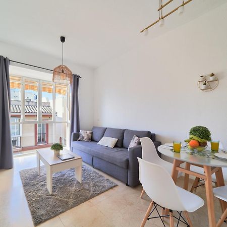 Apartamento Centrico En マラガ エクステリア 写真